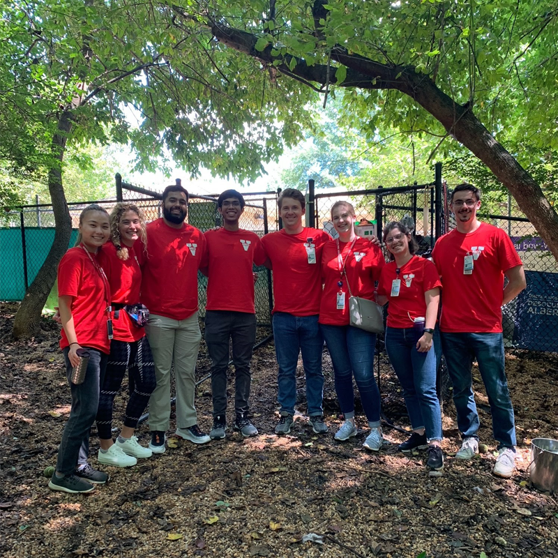 class-of-2026-school-of-medicine-students-serve-charlottesville