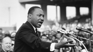 MLK giving speech