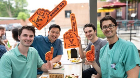 IR-Radiology holding No. 1 foam fingers
